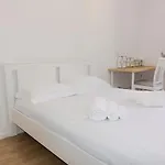Metro M1 Appartement *
