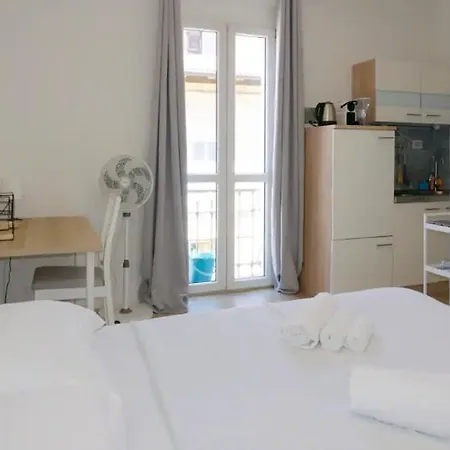 Apartment Central Apartment Milan